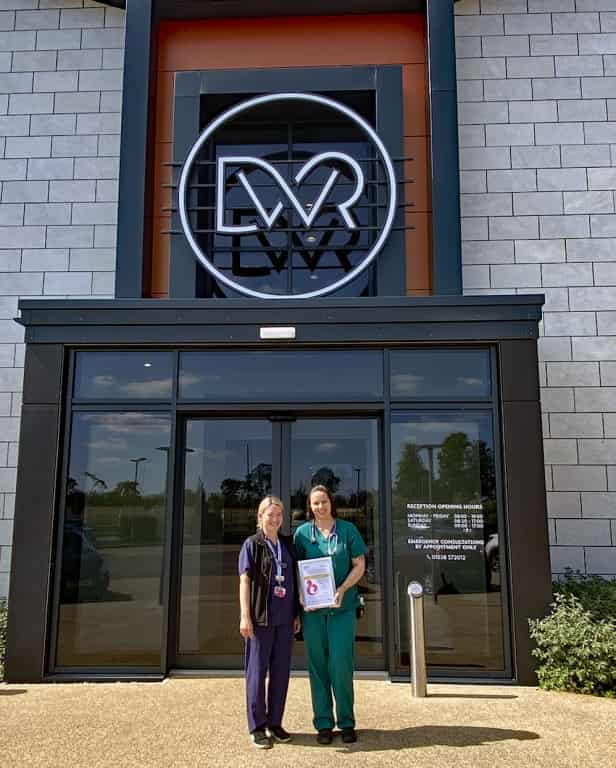 Cambridgeshire's DWR Veterinary Specialists Achieves National Award For Cat Care