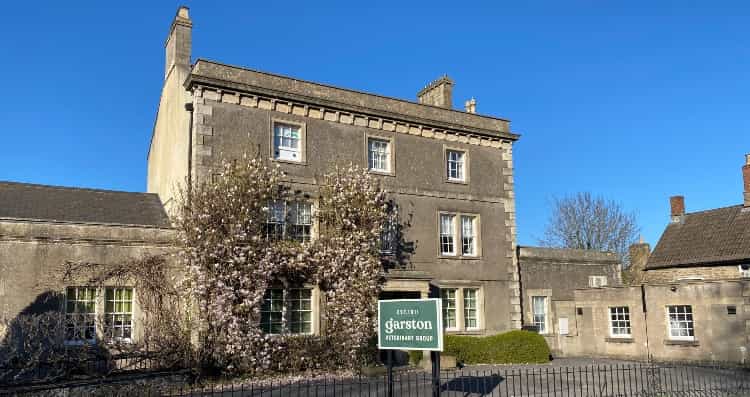 Garston Veterinary Group joins Linnaeus  