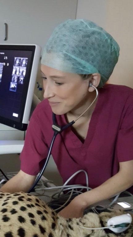 Specialist Liz Boosts Talented Wear Anaesthesia Team