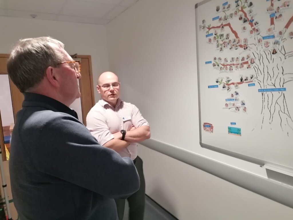 MP Heaps Praise On Animal Hospital Wear Referrals